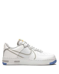 Baskets basses en cuir blanches Nike