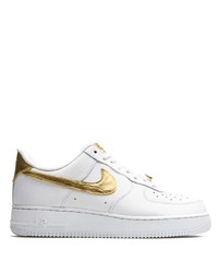 Baskets basses en cuir blanches Nike