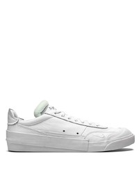 Baskets basses en cuir blanches Nike