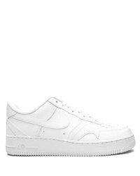 Baskets basses en cuir blanches Nike