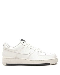 Baskets basses en cuir blanches Nike