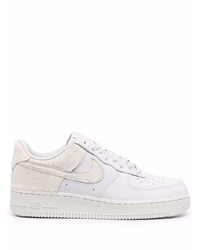 Baskets basses en cuir blanches Nike