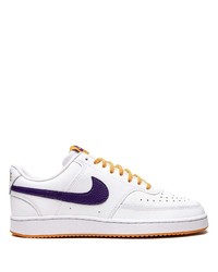 Baskets basses en cuir blanches Nike