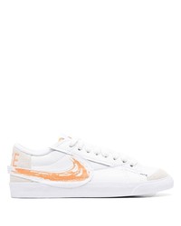 Baskets basses en cuir blanches Nike