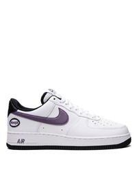 Baskets basses en cuir blanches Nike