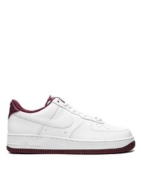 Baskets basses en cuir blanches Nike