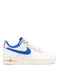 Baskets basses en cuir blanches Nike