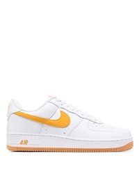 Baskets basses en cuir blanches Nike