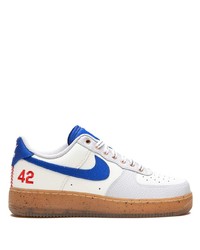 Baskets basses en cuir blanches Nike