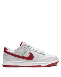 Baskets basses en cuir blanches Nike