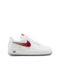 Baskets basses en cuir blanches Nike