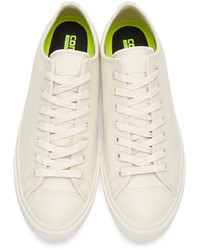 Baskets basses en cuir blanches Converse