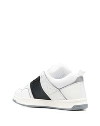 Baskets basses en cuir blanches Valentino Garavani