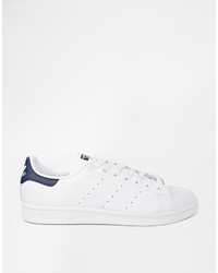 Baskets basses en cuir blanches adidas