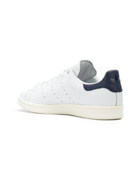 Baskets basses en cuir blanches adidas