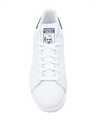 Baskets basses en cuir blanches adidas