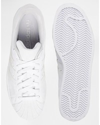 Baskets basses en cuir blanches adidas