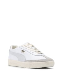 Baskets basses en cuir blanches Puma