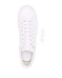 Baskets basses en cuir blanches Alexander McQueen