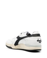 Baskets basses en cuir blanches Diadora