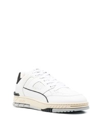 Baskets basses en cuir blanches Axel Arigato