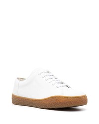 Baskets basses en cuir blanches Camper