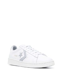 Baskets basses en cuir blanches Converse