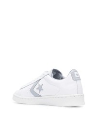 Baskets basses en cuir blanches Converse