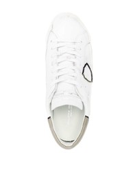 Baskets basses en cuir blanches Philippe Model Paris