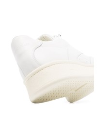 Baskets basses en cuir blanches New Standard Edition