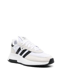 Baskets basses en cuir blanches adidas