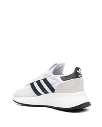 Baskets basses en cuir blanches adidas