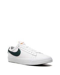 Baskets basses en cuir blanches Nike