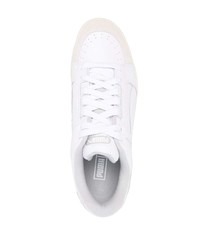 Baskets basses en cuir blanches Puma