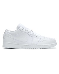 Baskets basses en cuir blanches Nike