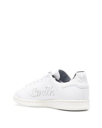 Baskets basses en cuir blanches adidas