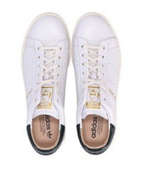 Baskets basses en cuir blanches adidas