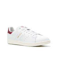 Baskets basses en cuir blanches adidas