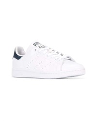 Baskets basses en cuir blanches adidas