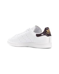 Baskets basses en cuir blanches adidas