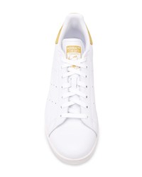 Baskets basses en cuir blanches adidas