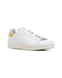 Baskets basses en cuir blanches adidas