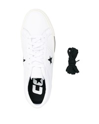 Baskets basses en cuir blanches Converse