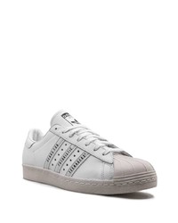 Baskets basses en cuir blanches adidas