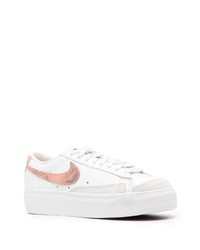 Baskets basses en cuir blanches Nike