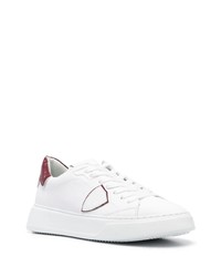 Baskets basses en cuir blanches Philippe Model Paris