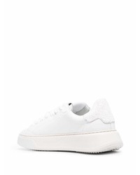 Baskets basses en cuir blanches Philippe Model Paris