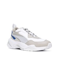 Baskets basses en cuir blanches Puma