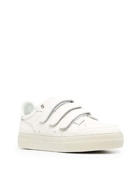 Baskets basses en cuir blanches Ami Paris