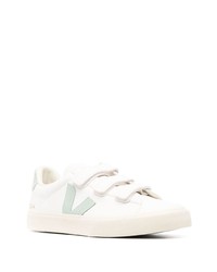 Baskets basses en cuir blanches Veja